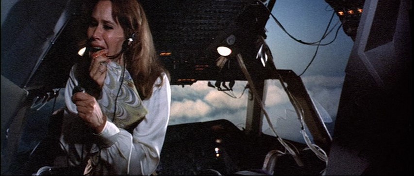 https://moviesanddrinks.com/wp-content/uploads/2024/12/airport-1975-16.jpeg